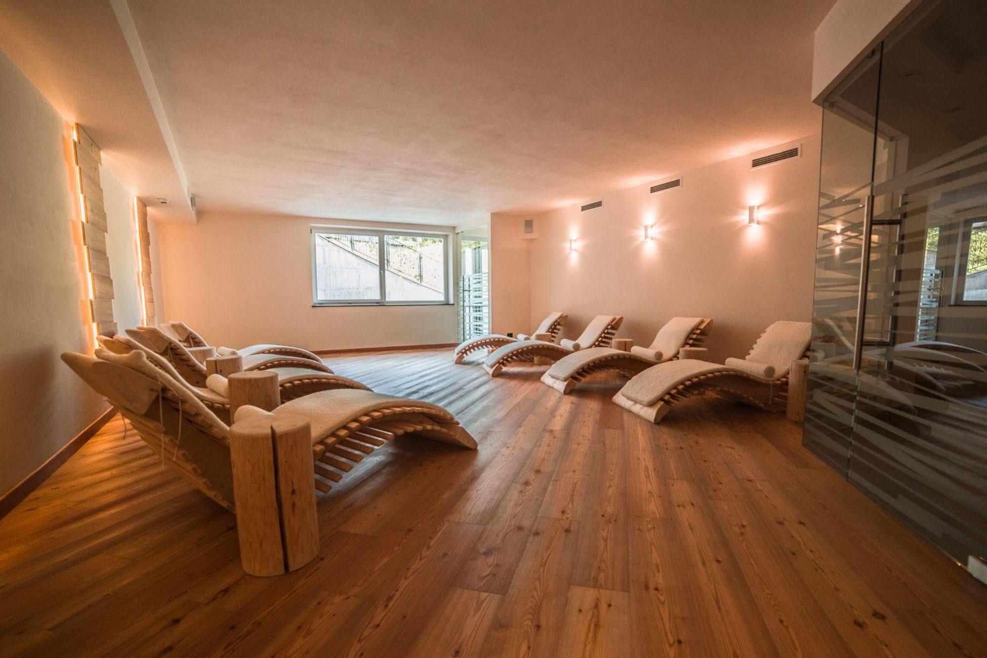 Garni Paradisi - Wellness & 4*
