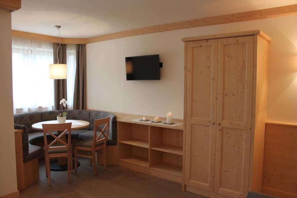 Garni Paradisi - Wellness & Spa Hotel 4*